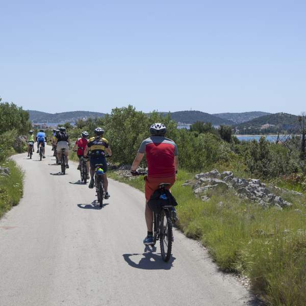 Auf dem Weg Ihrer Fahrradtouren