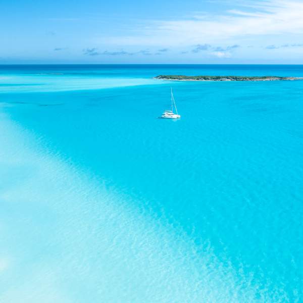 Rendez-Vous beim Palm Cay in Nassau