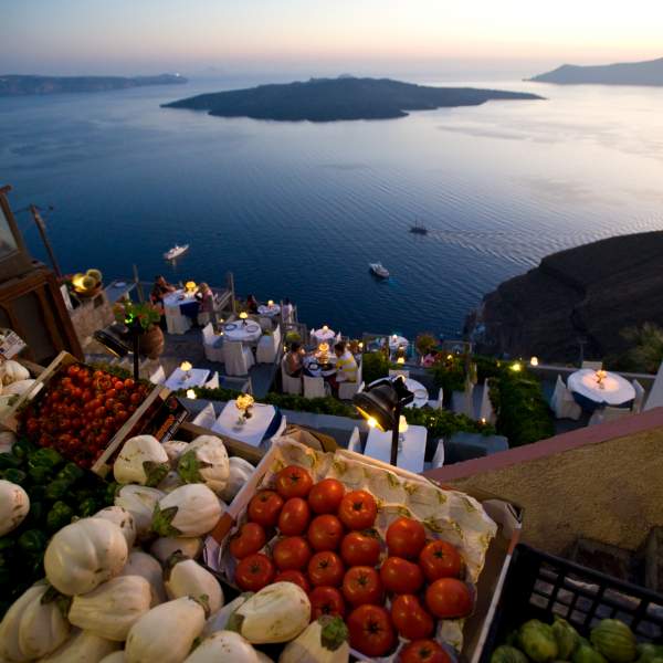 Eine herrliche Aussicht von der Caldera von Santorini!