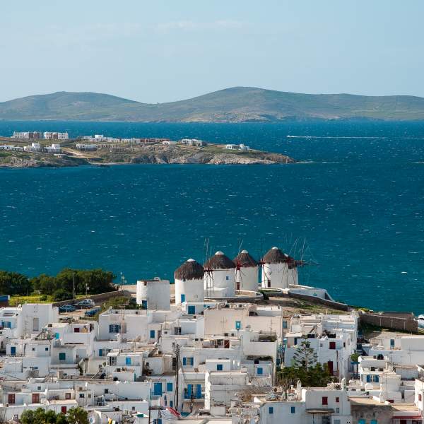 Die festliche und schicke Insel Mykonos