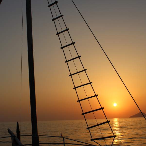Vom Sonnendeck aus sind die Sonnenuntergänge wunderschön