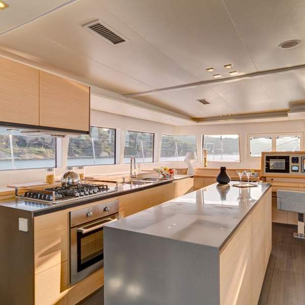 Die Flybridge erwartet Sie