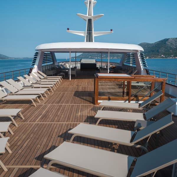 Sonnen wir uns auf dem Sonnendeck?