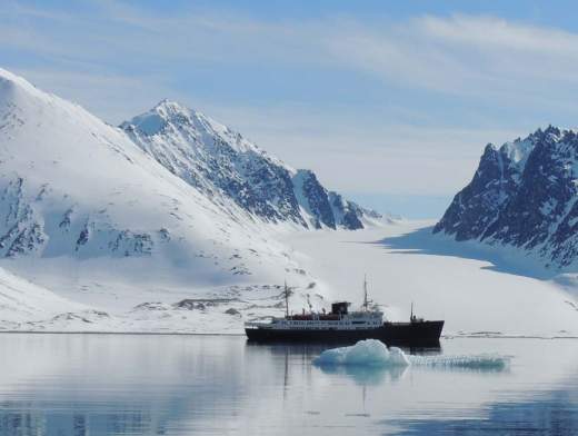 Kreuzfahrt im Westen von Spitzbergen