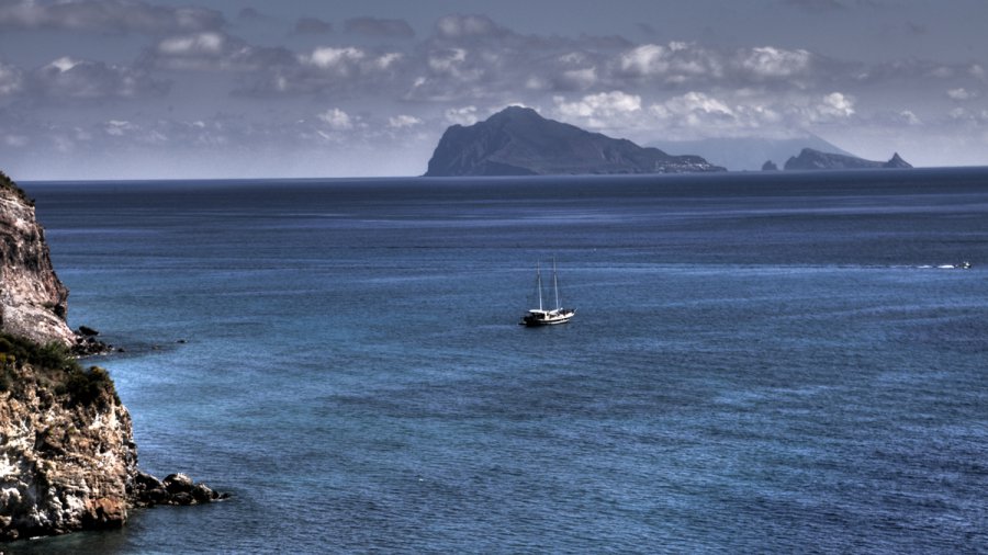 Tag 2: Panarea – Lipari (11 Seemeilen)