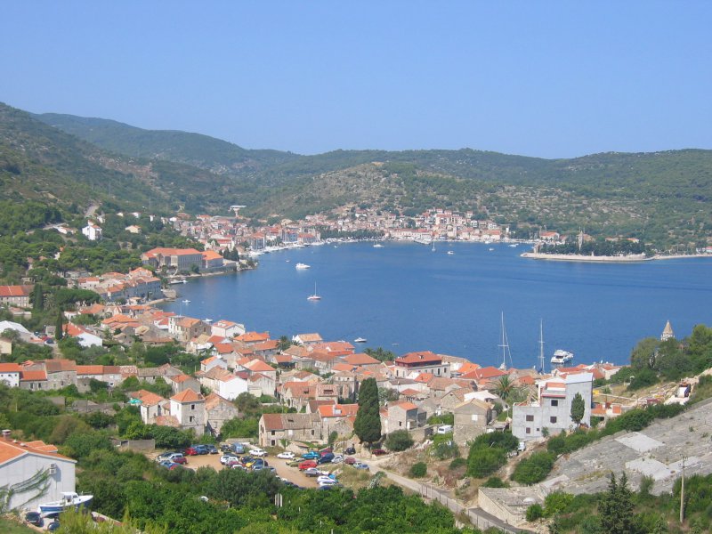 Tag 4: Hvar – Vis (12 Seemeilen)